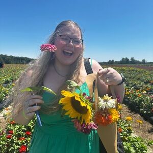 Meet your Posher, Alyssa